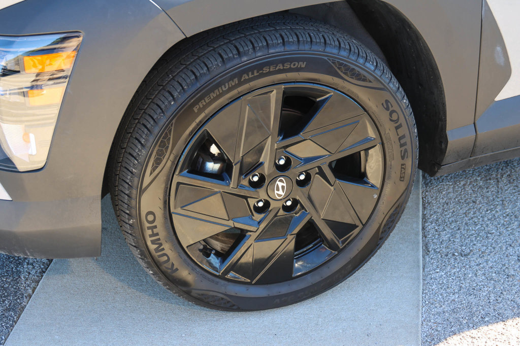 Used 2026 Hyundai Kona SEL Sport FWD image 7