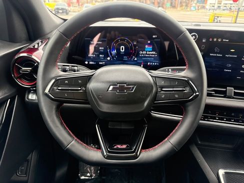 Used 2025 Chevrolet Equinox RS w/ Safety and Technology Package image 43