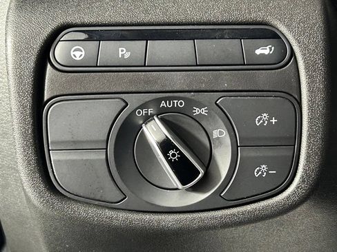 Used 2023 INFINITI QX50 Luxe AWD/4WD image 30