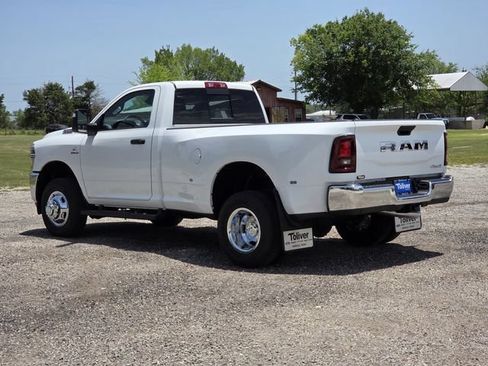 New 2026 RAM 3500 Tradesman AWD/4WD image 4