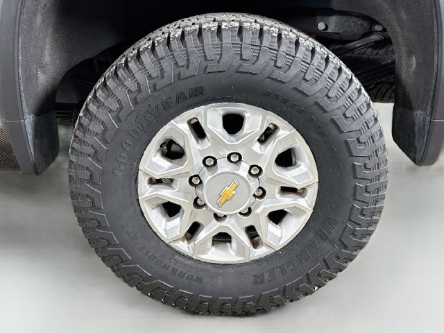 Used 2024 Chevrolet Silverado 3500 LT w/ Convenience Package AWD/4WD image 29