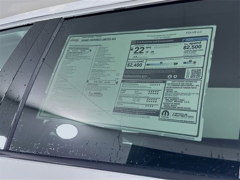 New 2025 Jeep Grand Cherokee Limited image 21