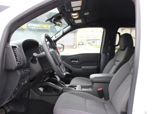 Certified 2023 Nissan Frontier SV w/ Midnight Edition Package AWD/4WD image 12