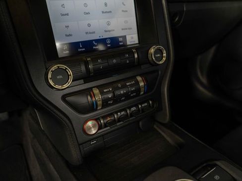 Used 2022 Ford Mustang Shelby GT500 w/ Carbon Fibre Track Pack image 25