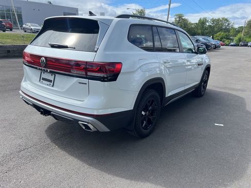 New 2026 Volkswagen Atlas Peak Edition AWD/4WD image 6