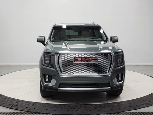 Used 2023 GMC Yukon Denali AWD/4WD image 2