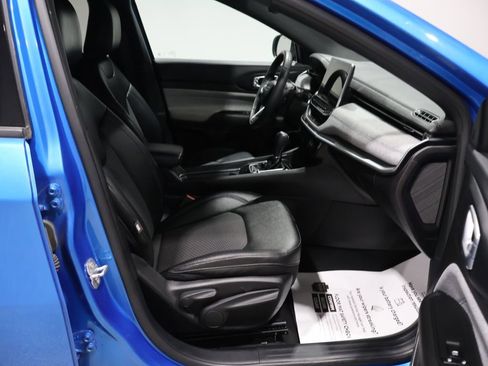 Used 2024 Jeep Compass Latitude image 22