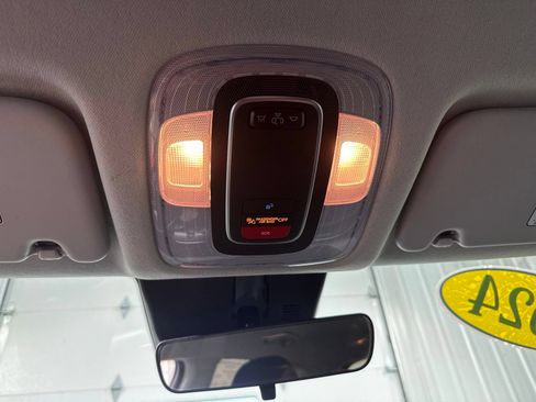 Used 2024 Hyundai Kona SEL FWD image 30