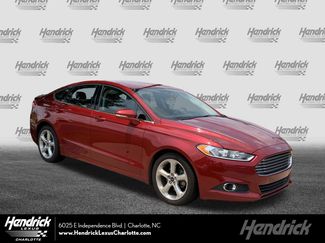 Used 2016 Ford Fusion SE FWD video 1
