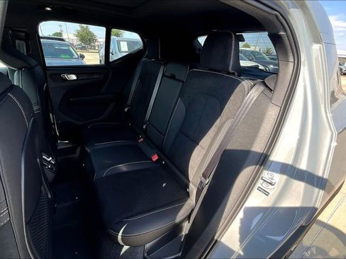 New 2026 Volvo XC40 B4 Plus w/ Protection Package Premier image 19