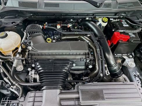 Used 2023 Lincoln Corsair Reserve image 30