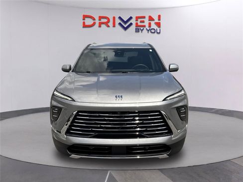 Used 2026 Buick Enclave Preferred FWD image 9