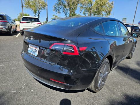 Used 2023 Tesla Model 3 Standard Range RWD image 5