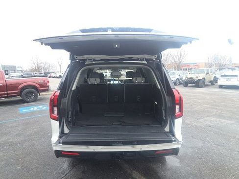 Used 2025 Ford Expedition Active image 7