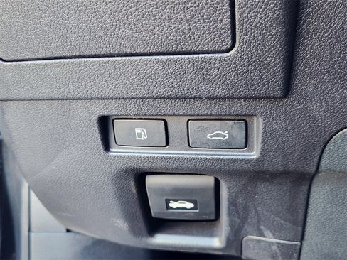 Used 2023 Lexus ES 250 w/ Premium Package image 22