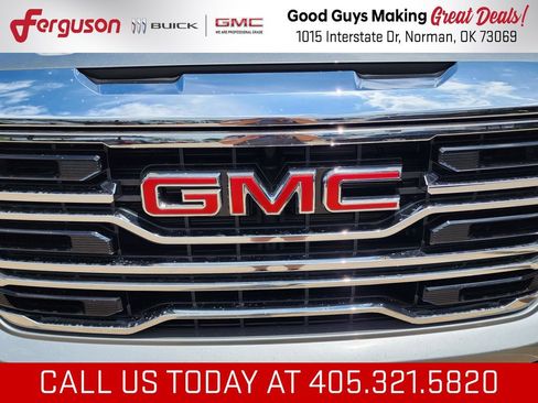 New 2026 GMC Sierra 1500 SLT w/ SLT Convenience Package AWD/4WD image 10