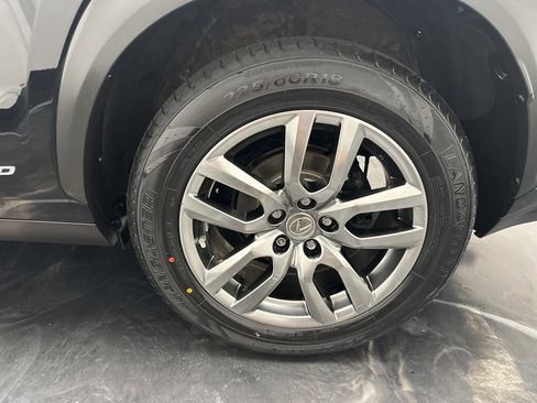 Used 2015 Lexus NX 300h AWD image 32