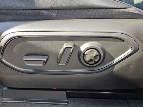 Certified 2024 Jeep Grand Cherokee Altitude image 23