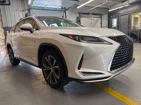 Used 2022 Lexus RX 350L Premium w/ Premium Package AWD/4WD image 3