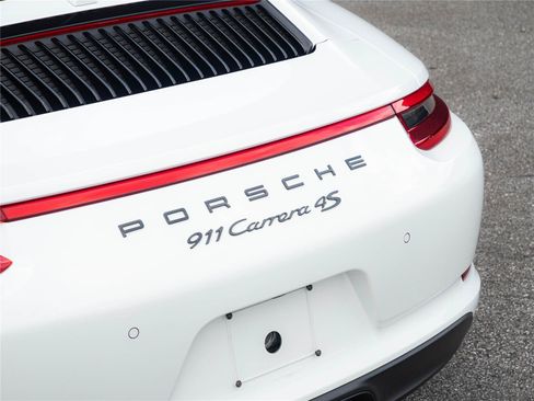 Certified 2017 Porsche 911 Carrera 4S AWD/4WD image 28