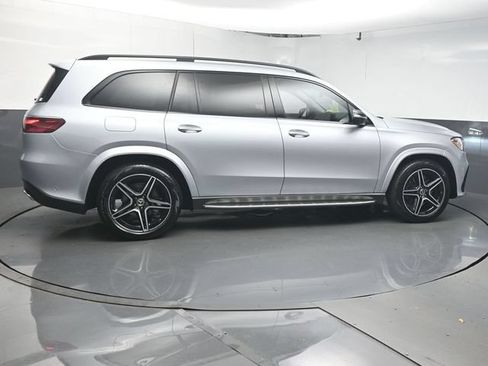 Used 2026 Mercedes-Benz GLS 450 4MATIC image 8