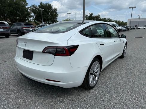 Used 2023 Tesla Model 3 Standard Range RWD image 9