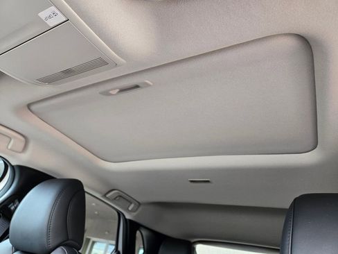 Certified 2025 MAZDA CX-30 AWD 2.5 S w/ Premium Package image 13