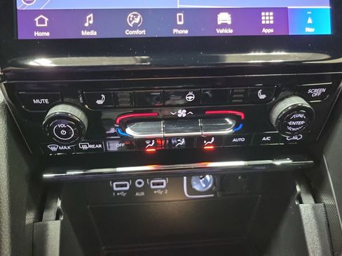 New 2025 Jeep Grand Cherokee Limited image 18