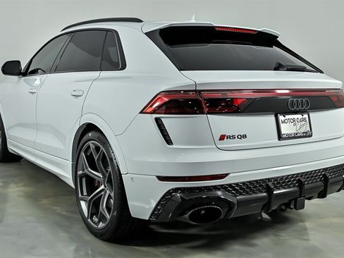 Used 2026 Audi RS Q8 performance AWD/4WD image 8