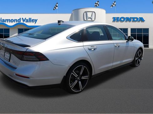 Used 2024 Honda Accord Sport image 8