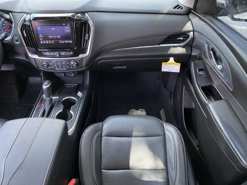Used 2020 Chevrolet Traverse Premier w/ Redline Edition FWD image 16