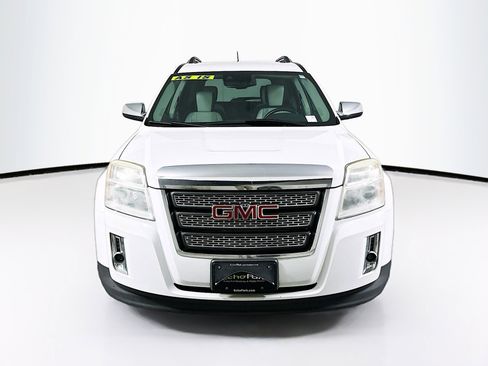 Used 2013 GMC Terrain SLT FWD image 2