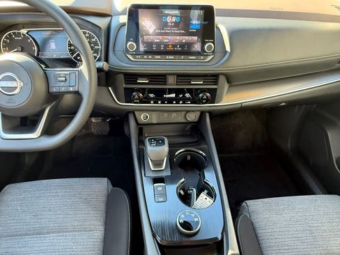 Used 2023 Nissan Rogue SV AWD/4WD image 13