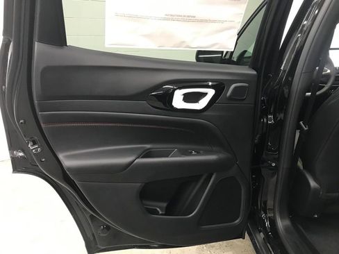 New 2026 Jeep Compass Trailhawk w/ Sun, Sound & Navigation Group image 29