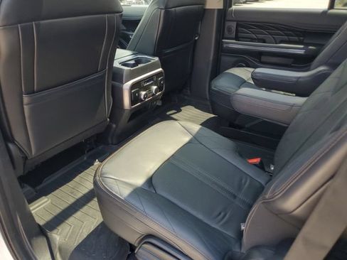 Used 2019 Ford Expedition Max Platinum AWD/4WD image 6