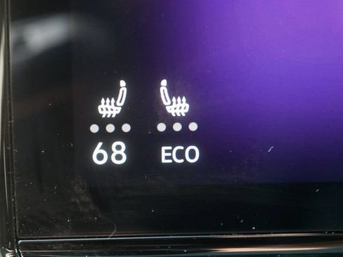Certified 2023 Volkswagen ID.4 Pro S AWD/4WD image 32