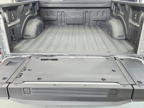 Used 2025 Ford F150 Platinum AWD/4WD image 36