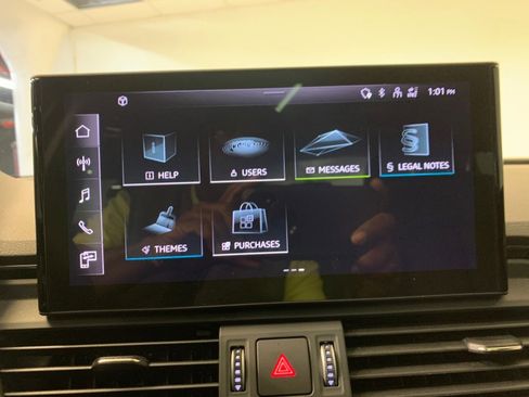 Used 2023 Audi Q5 2.0T Premium w/ Convenience Package AWD/4WD image 28