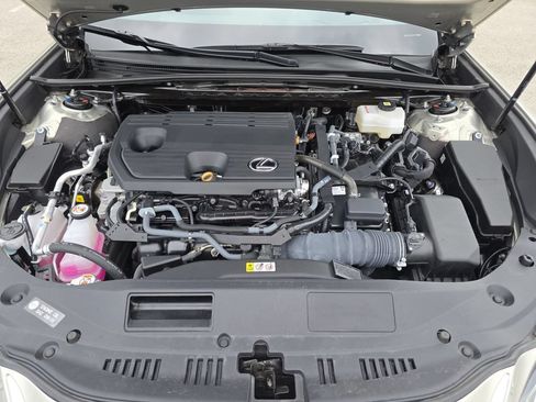 Certified 2024 Lexus ES 300h w/ Technology Package FWD image 12