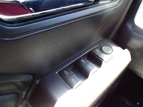 Certified 2024 GMC Canyon Elevation RWD image 19