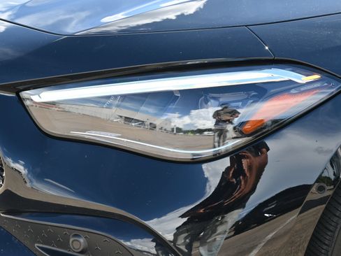 Used 2024 Mercedes-Benz CLE 300 4MATIC Cabriolet image 27