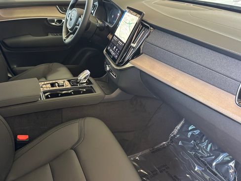 New 2026 Volvo XC90 B6 Plus AWD/4WD image 12