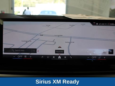 Used 2025 BMW X7 M60i AWD/4WD image 16