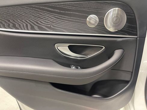 Certified 2021 Mercedes-Benz E 350 4MATIC Sedan image 24