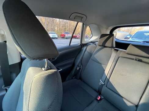 Used 2025 Toyota RAV4 LE image 33