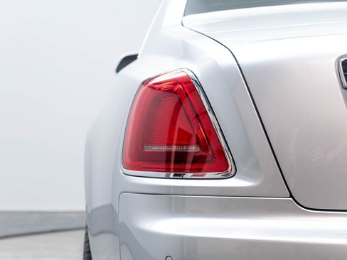 Used 2012 Rolls-Royce Ghost RWD image 68