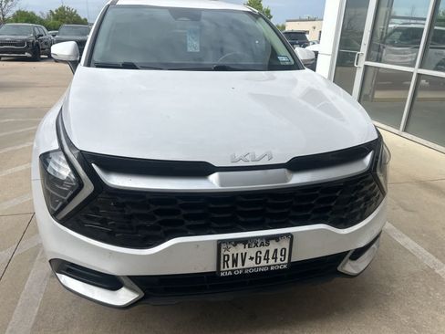 Used 2023 Kia Sportage EX FWD image 2