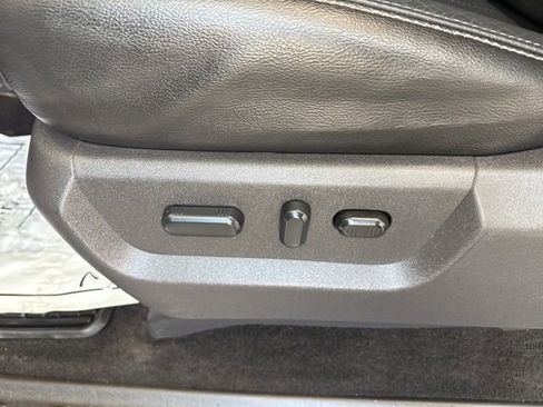 Used 2016 Ford F350 Lariat w/ Lariat Ultimate Package image 21