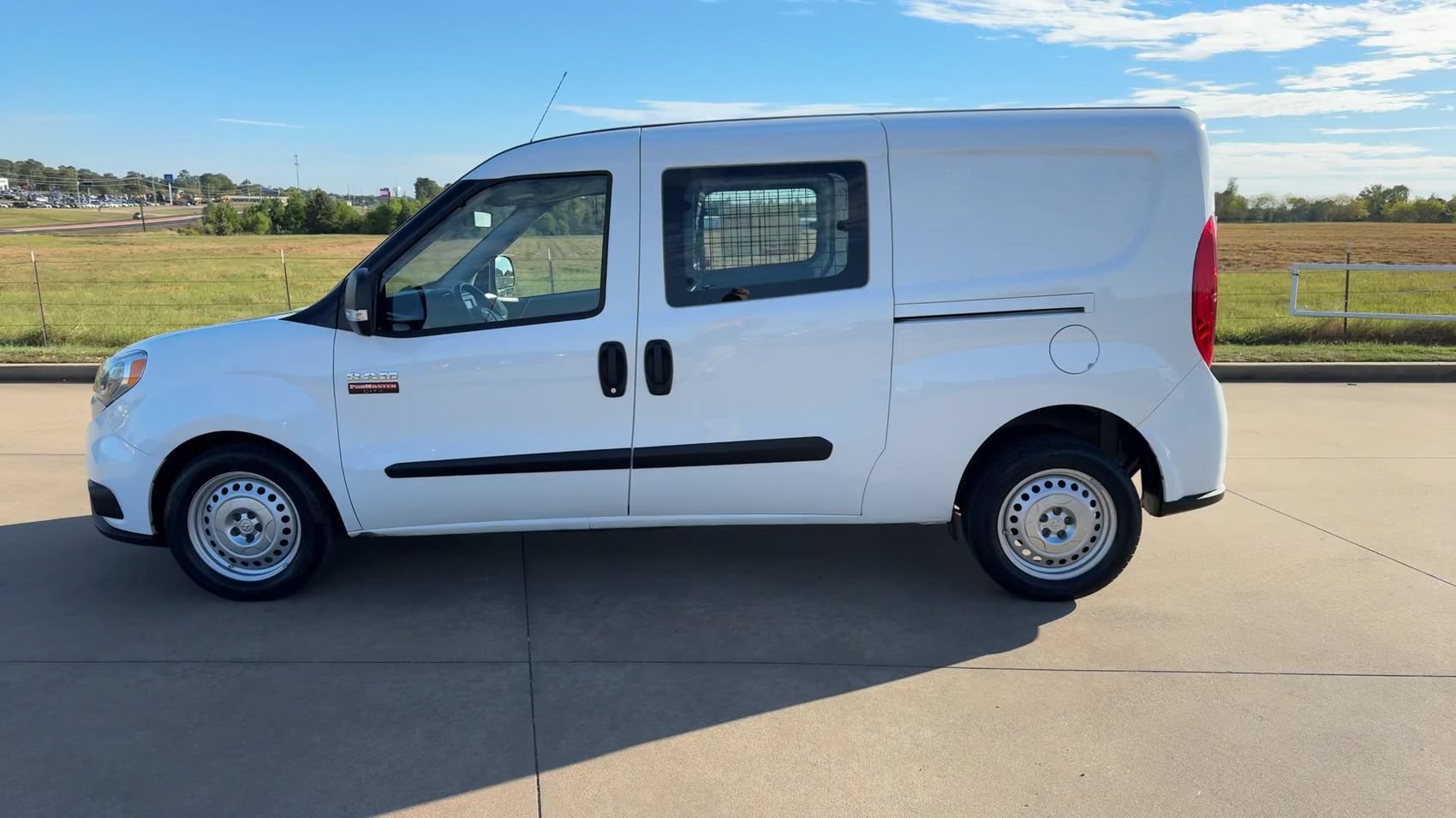 Used 2022 RAM ProMaster City Tradesman FWD image 6