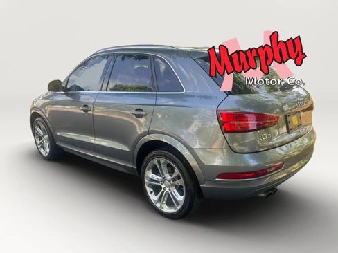 Used 2017 Audi Q3 2.0T Premium Plus w/ Premium Plus Package FWD image 4